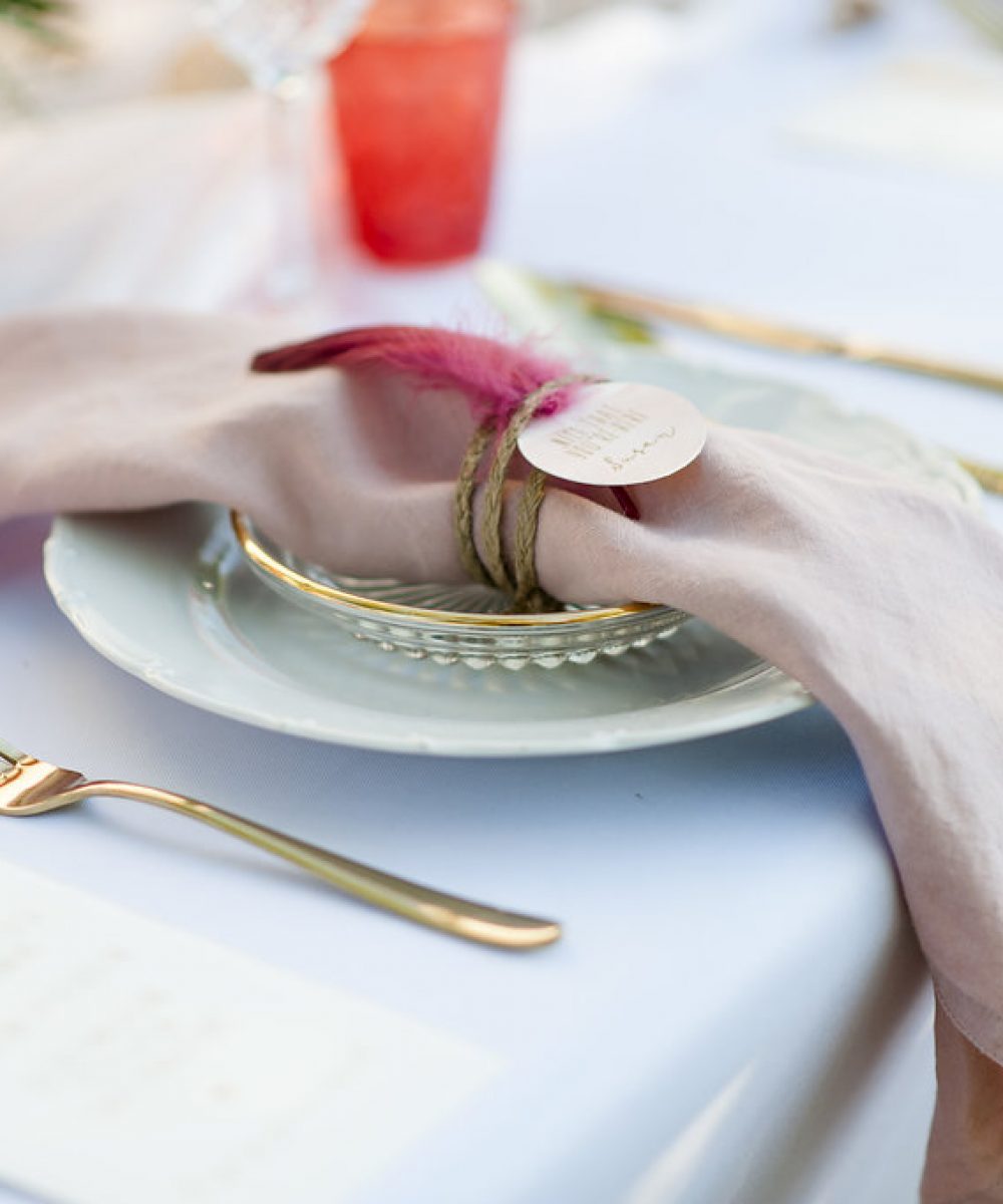 catehoffmann_IntimateWeddingTable_2017_013
